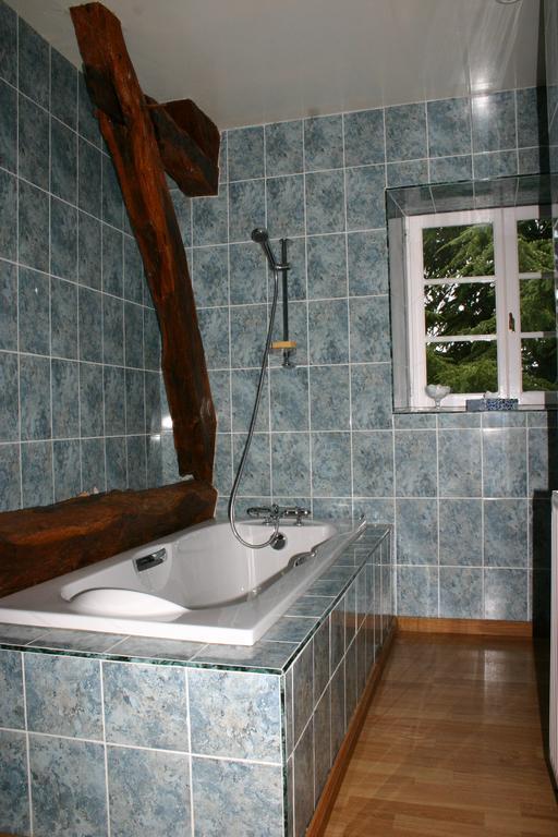 Domaine De Clermont Bed & Breakfast La Roche-en-Brenil Ruang foto